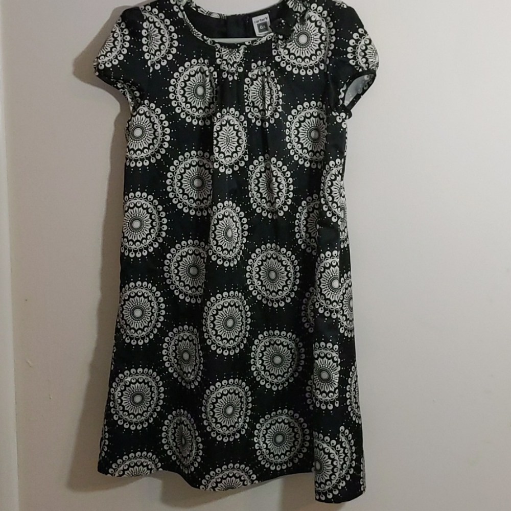 Carter's black and white dress